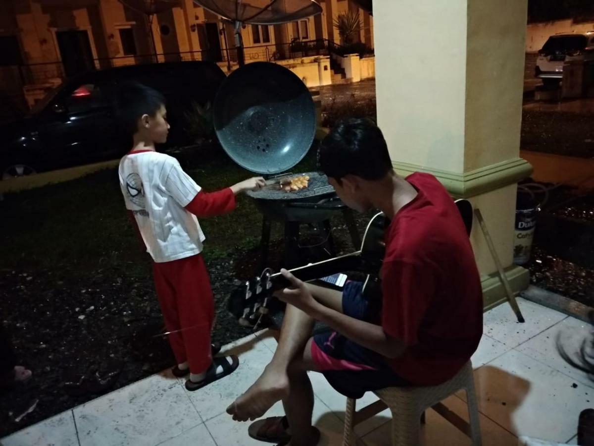 Villa Brastagi Resort Jalan Mimpin Tua Blok C No. 41 Berastagi Dış mekan fotoğraf